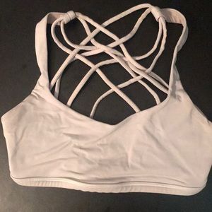 Lululemon free to be wild sports bra